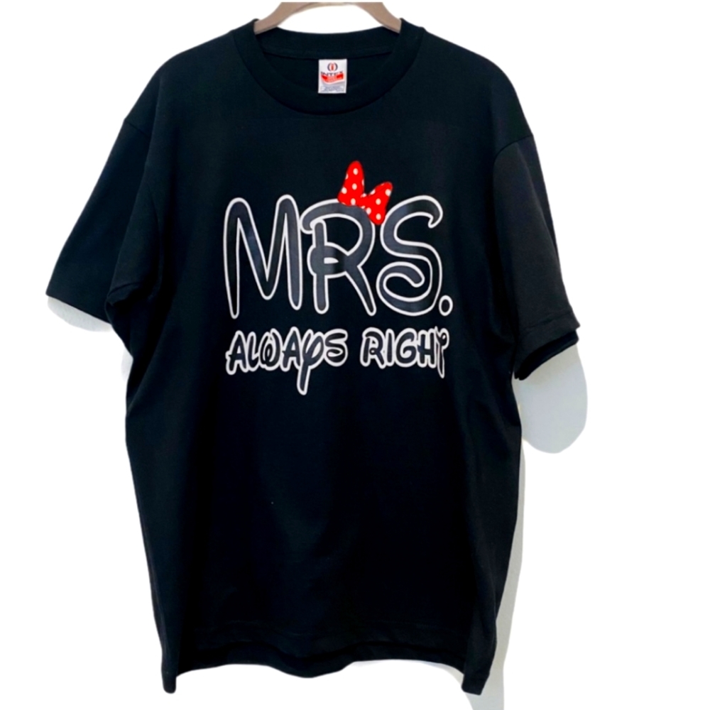 "Mrs. Always Right" Black Cotton Short Sleeve Graphic Tee Size M